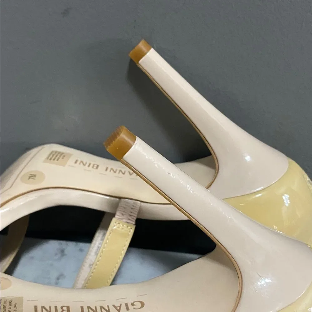 Gianni Bini Tan Strappy Stiletto Heels Size 7 - Picture 10 of 11